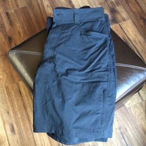 Men’s Wrangler Performance Cargo Shorts.